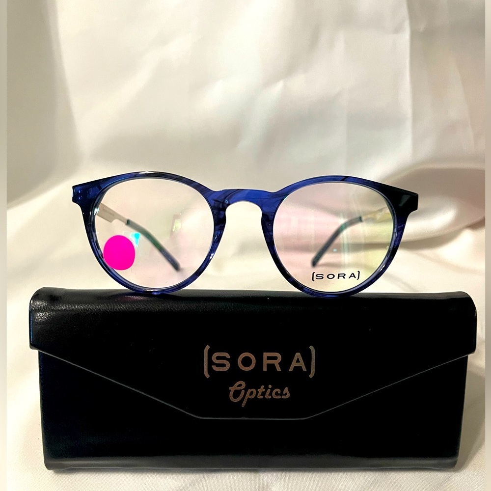 Sora Eyeglass frame Virtue